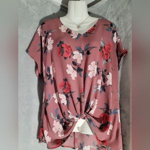 🚨REDUCED! Rosey Flowers